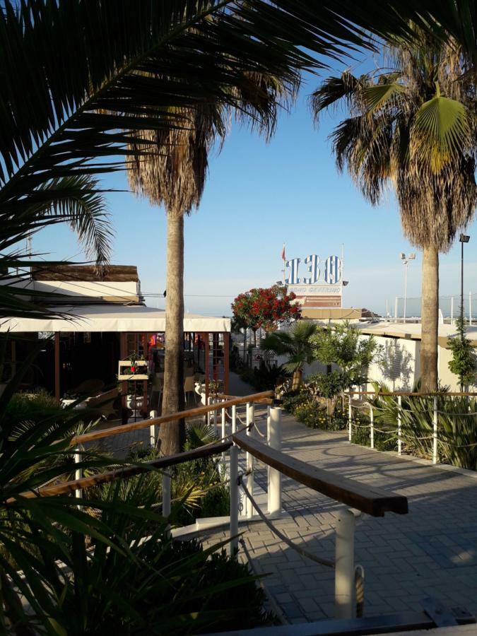 Апартаменты Stella Di Mare Римини Экстерьер фото